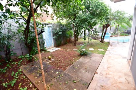 Casa de condomínio para alugar com 280m², 4 quartos e 4 vagasJardim