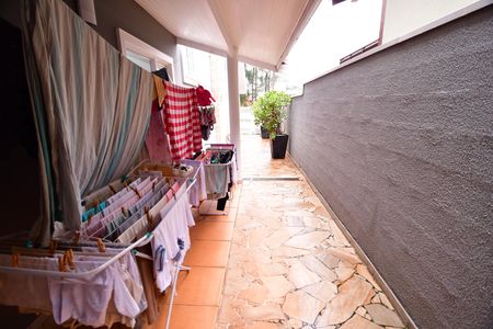 Casa de condomínio para alugar com 280m², 4 quartos e 4 vagasÁrea de Serviço