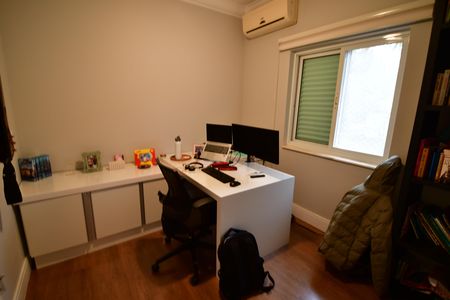 Casa de condomínio para alugar com 280m², 4 quartos e 4 vagasQuarto 1 - Suíte