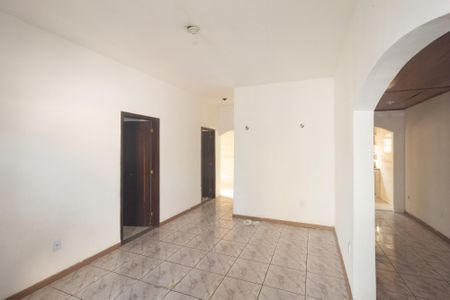 Sala de casa para alugar com 2 quartos, 248m² em Senador Vasconcelos, Rio de Janeiro