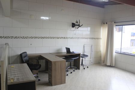 Casa à venda com 215m², 2 quartos e 1 vagaVaranda