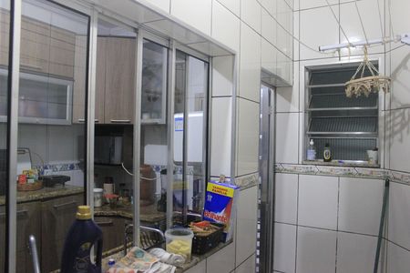 Casa à venda com 215m², 2 quartos e 1 vagaLavanderia