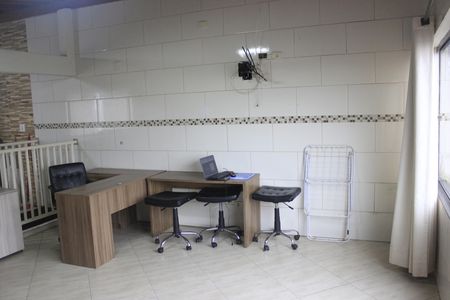 Casa à venda com 215m², 2 quartos e 1 vagaVaranda