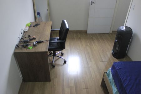 Casa à venda com 215m², 2 quartos e 1 vagaQuarto 