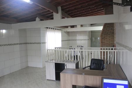 Casa à venda com 215m², 2 quartos e 1 vagaVaranda