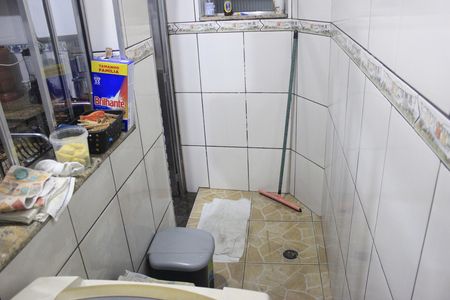 Casa à venda com 215m², 2 quartos e 1 vagaLavanderia