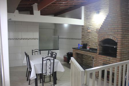 Casa à venda com 215m², 2 quartos e 1 vagaEspaço Gourmet