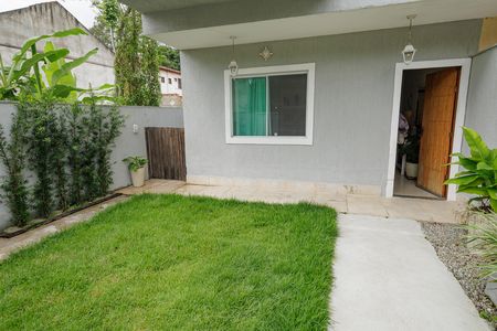 Casa de condomínio para alugar com 180m², 3 quartos e 1 vaga Casa de condomínio para alugar com 180m², 3 quartos e 1 vagaGaragem/Quintal