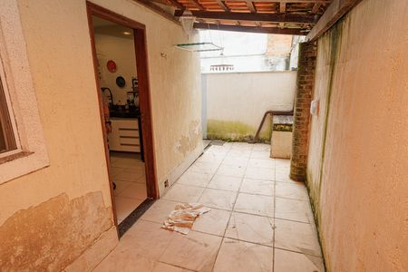 Casa de condomínio para alugar com 180m², 3 quartos e 1 vaga Casa de condomínio para alugar com 180m², 3 quartos e 1 vagaQuintal