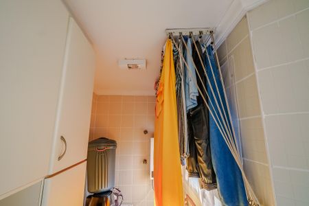 Apartamento à venda com 84m², 3 quartos e 2 vagas Apartamento à venda com 84m², 3 quartos e 2 vagasÁrea de Serviço