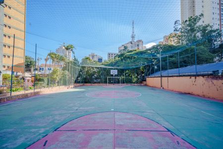 Apartamento à venda com 84m², 3 quartos e 2 vagas Apartamento à venda com 84m², 3 quartos e 2 vagasÁrea comum - Quadra