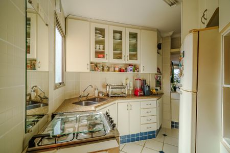Cozinha de apartamento à venda com 3 quartos, 84m² em Vila Gomes, São Paulo