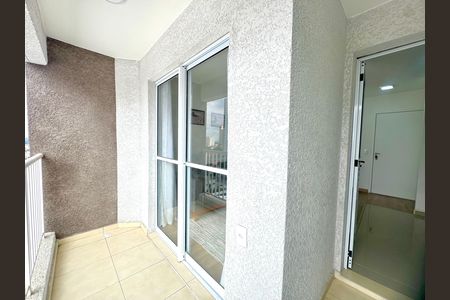 Varanda da Sala de apartamento para alugar com 2 quartos, 47m² em Vila das Bandeiras, Guarulhos
