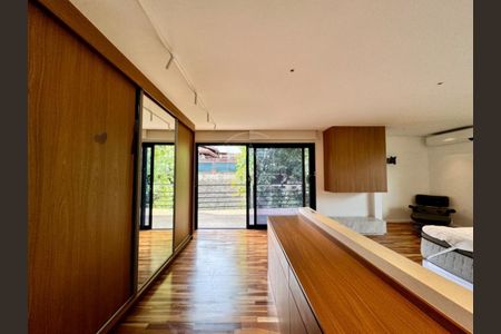 Casa de Condomínio à venda com 3 quartos, 450m² em Chácara Flora, Valinhos