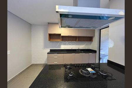 Casa de condomínio à venda com 145m², 3 quartos e 4 vagas