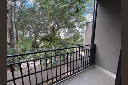Casa de condomínio à venda com 145m², 3 quartos e 4 vagas