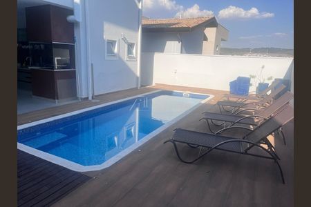Casa de condomínio à venda com 267m², 3 quartos e 4 vagas