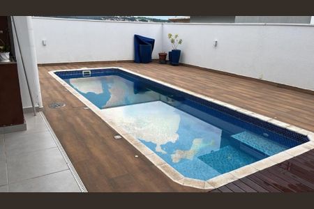 Casa de condomínio à venda com 267m², 3 quartos e 4 vagas