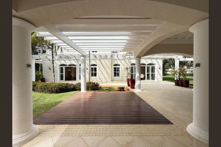 Casa de condomínio à venda com 1024m², 6 quartos e 6 vagas