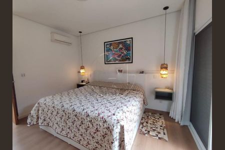 Casa de condomínio à venda com 260m², 3 quartos e 4 vagas