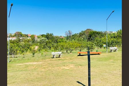 Casa de condomínio à venda com 226m², 3 quartos e 4 vagas