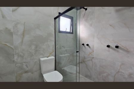 Casa de condomínio à venda com 226m², 3 quartos e 4 vagas