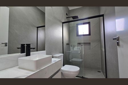 Casa de condomínio à venda com 226m², 3 quartos e 4 vagas