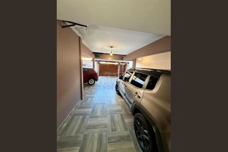 Casa de condomínio à venda com 283m², 3 quartos e 4 vagas