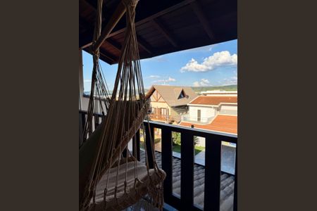 Casa de condomínio à venda com 283m², 3 quartos e 4 vagas