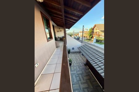 Casa de condomínio à venda com 283m², 3 quartos e 4 vagas