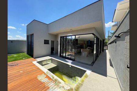 Casa de Condomínio à venda com 3 quartos, 234m² em Vila Santana, Valinhos