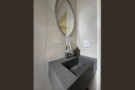 Casa de condomínio à venda com 170m², 2 quartos e 2 vagas