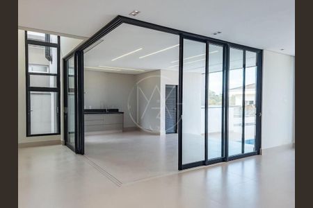 Casa de condomínio à venda com 319m², 3 quartos e 4 vagas