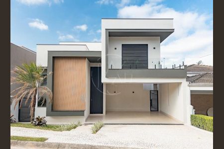 Casa de condomínio à venda com 319m², 3 quartos e 4 vagas