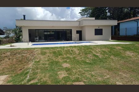 Casa à venda com 320m², 4 quartos e 9 vagas