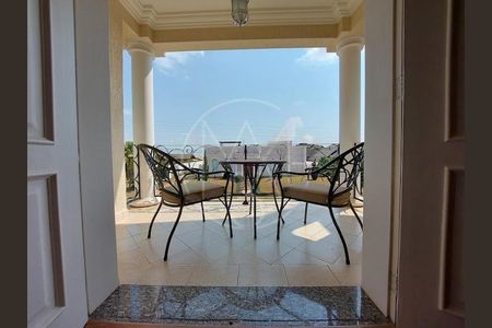 Casa de condomínio à venda com 550m², 5 quartos e 5 vagas