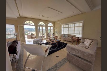 Casa de condomínio à venda com 550m², 5 quartos e 5 vagas