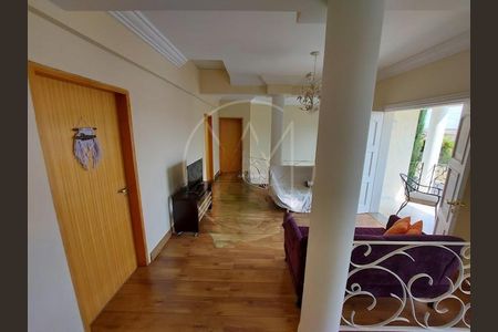 Casa de condomínio à venda com 550m², 5 quartos e 5 vagas