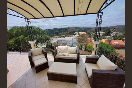 Casa de condomínio à venda com 550m², 5 quartos e 5 vagas