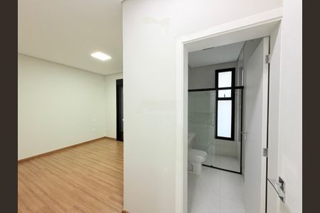 Casa de Condomínio à venda com 3 quartos, 251m² em Vila Pagano, Valinhos