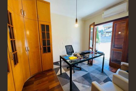 Casa de Condomínio à venda com 3 quartos, 250m² em Santa Cruz, Valinhos