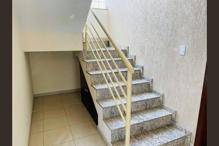 Casa de Condomínio à venda com 3 quartos, 250m² em Santa Cruz, Valinhos