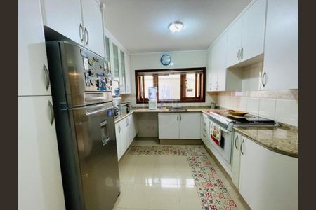 Casa de Condomínio à venda com 3 quartos, 250m² em Santa Cruz, Valinhos