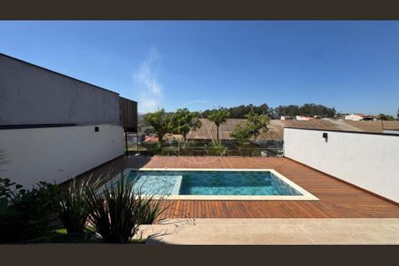 Casa de condomínio à venda com 215m², 3 quartos e 4 vagas