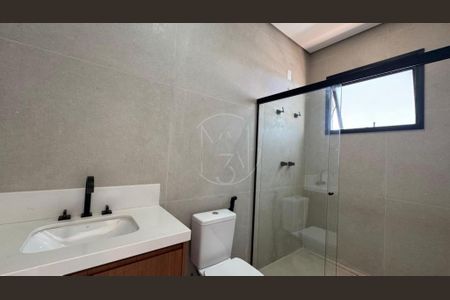 Casa de condomínio à venda com 215m², 3 quartos e 4 vagas