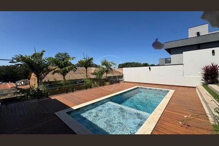 Casa de condomínio à venda com 215m², 3 quartos e 4 vagas