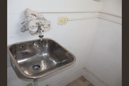 Apartamento à venda com 59m², 3 quartos e 1 vagaÁrea de Serviço