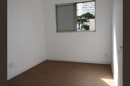 Quarto 1 de apartamento à venda com 3 quartos, 59m² em Jardim Independência (são Paulo), São Paulo