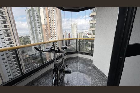 Apartamento à venda com 132m², 3 quartos e 4 vagas Apartamento à venda com 132m², 3 quartos e 4 vagasSacada