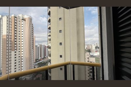 Apartamento à venda com 132m², 3 quartos e 4 vagas Apartamento à venda com 132m², 3 quartos e 4 vagasSacada Quarto 2